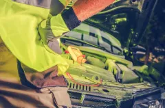 road-assistance-mechanic